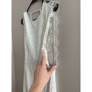 Urban Outfitters Dresses - ๐2 for 15 Dresses๐ White Lace Dress w/ Open Back Urban Outfitters Dresses - ๐2 for 15 Dresses๐ White Lace Dress w/ Open Back